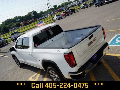 Used 2025 GMC Sierra 1500 SLT AWD/4WD image 13