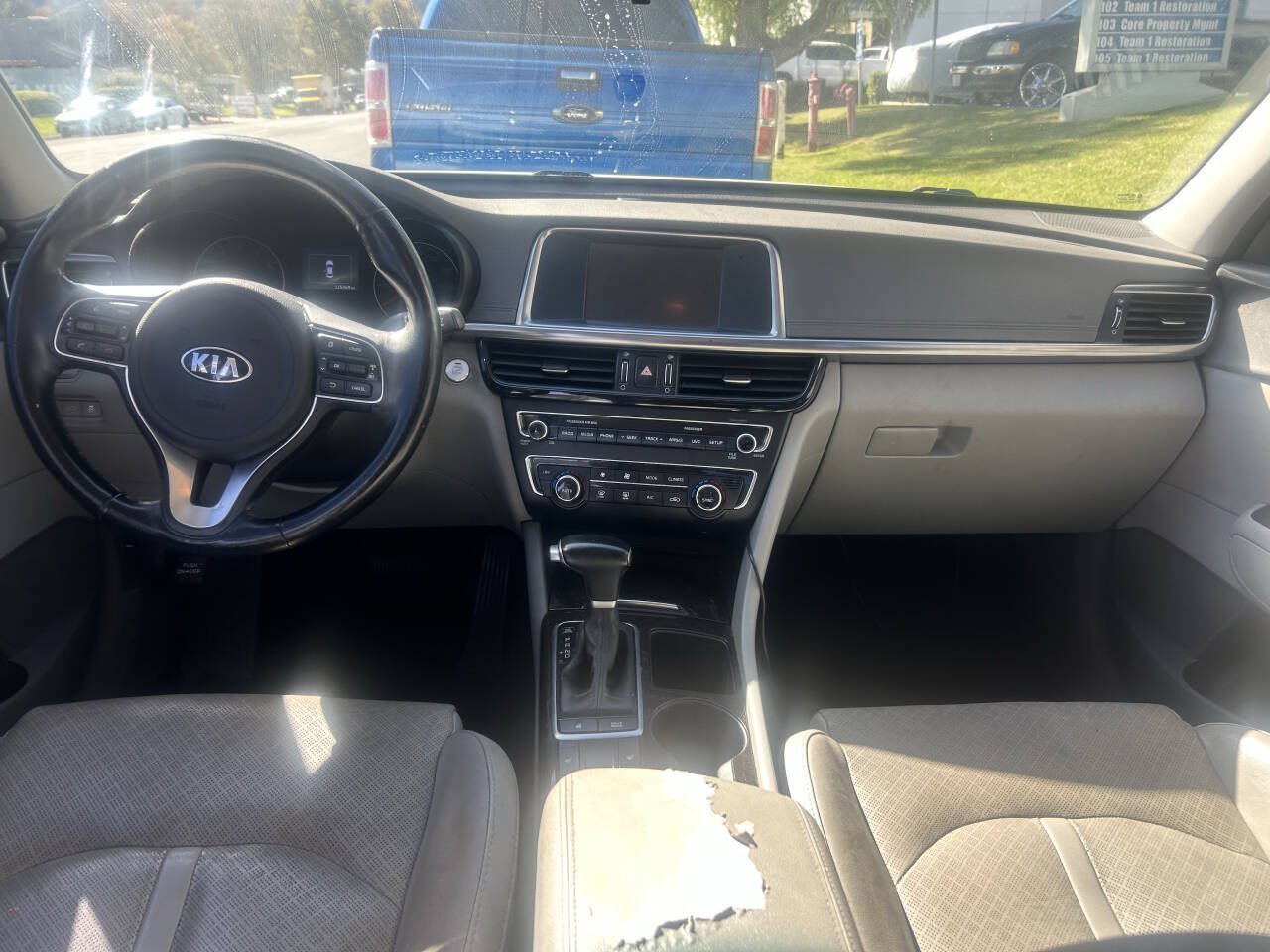 Used 2017 Kia Optima EX FWD image 7