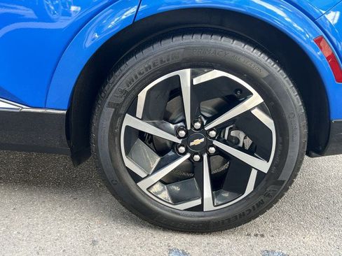 Used 2025 Chevrolet Equinox EV LT w/ Convenience Package image 32