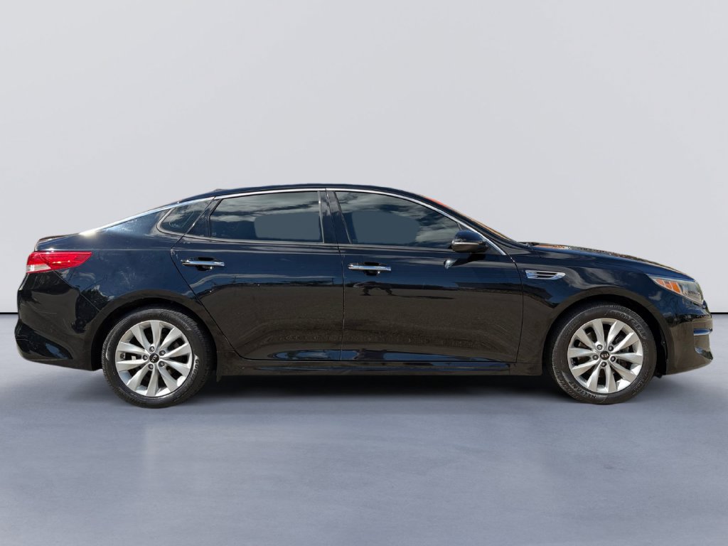 Used 2018 Kia Optima EX FWD image 2