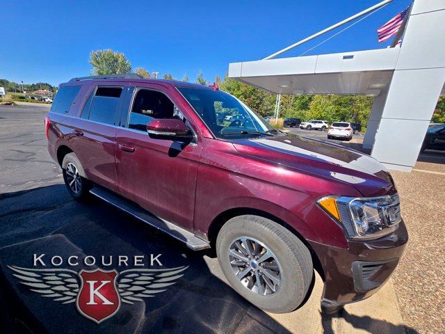 Used 2021 Ford Expedition XLT AWD/4WD image 4