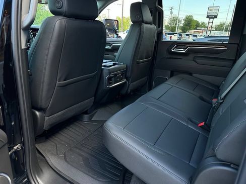 New 2026 GMC Sierra 2500 SLT w/ SLT Premium Package AWD/4WD image 22