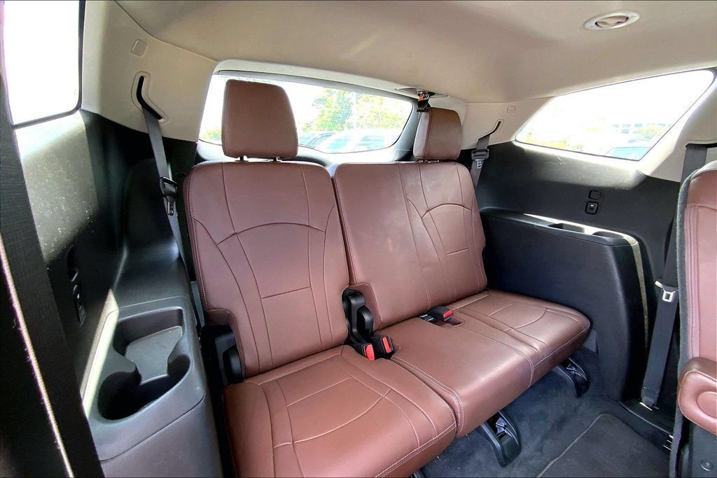 Used 2018 Buick Enclave Avenir w/ Avenir Technology Package FWD image 25