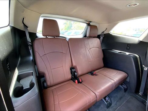 Used 2018 Buick Enclave Avenir w/ Avenir Technology Package FWD image 25