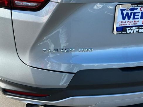 Used 2025 Chevrolet Blazer LT image 5
