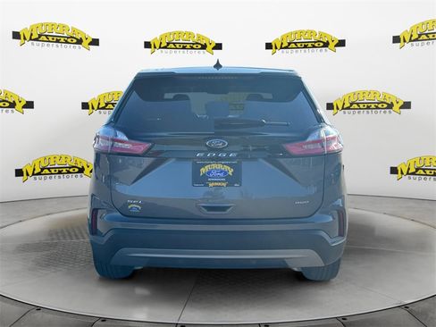 Used 2024 Ford Edge SEL image 4