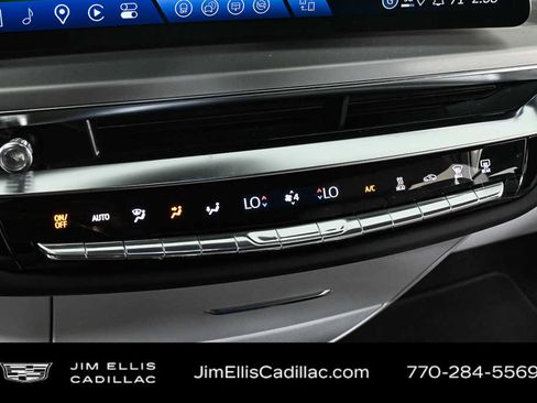 New 2026 Cadillac Lyriq Luxury image 16