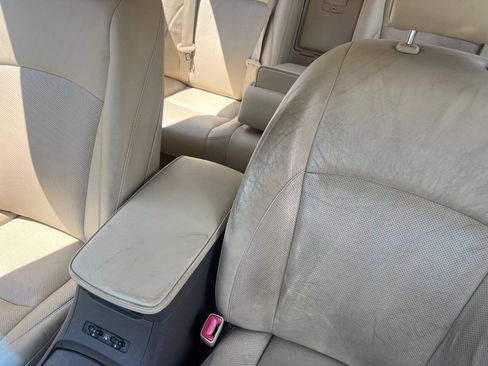 Used 2011 Lexus ES 350 FWD image 16