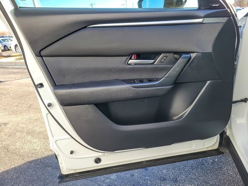 Used 2024 MAZDA CX-50 AWD 2.5 S w/ Cargo Package image 15