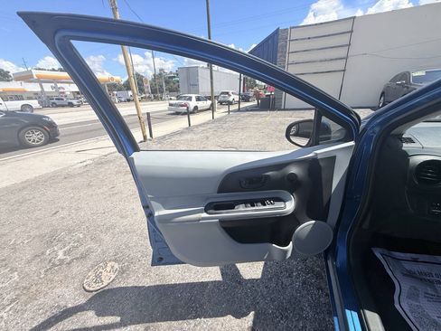 Used 2012 Toyota Prius C One FWD image 11
