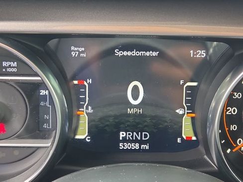 Used 2020 Jeep Wrangler Unlimited Sahara AWD/4WD image 26