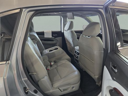 Used 2016 Acura MDX SH-AWD w/ Tech & Entertainment image 26