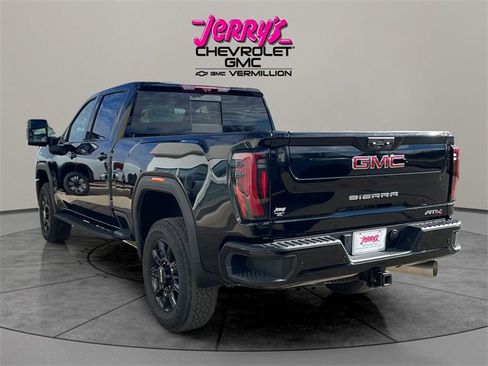 Used 2024 GMC Sierra 2500 AT4 w/ Technology Package image 7