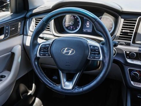 Used 2018 Hyundai Sonata Limited w/ Cargo Package FWD image 14