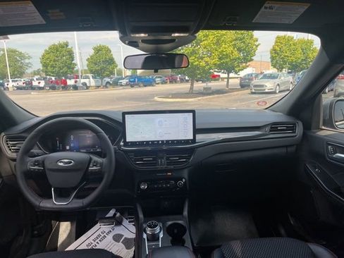 Used 2024 Ford Escape ST-Line Select w/ Tech Pack #1 image 18