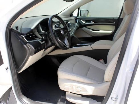 Used 2023 Buick Enclave Essence w/ Sound and Sites Package image 9