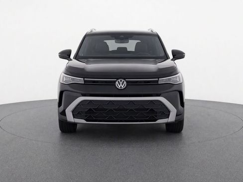 Used 2026 Volkswagen Taos SE AWD/4WD image 5