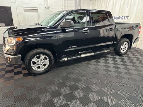 Used 2021 Toyota Tundra SR5 AWD/4WD image 5