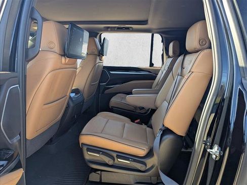 Certified 2025 Cadillac Escalade ESV Premium Luxury w/ Touring Package image 15