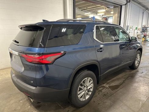 Used 2023 Chevrolet Traverse LT image 4