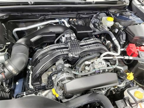 Used 2025 Subaru Outback Premium image 34