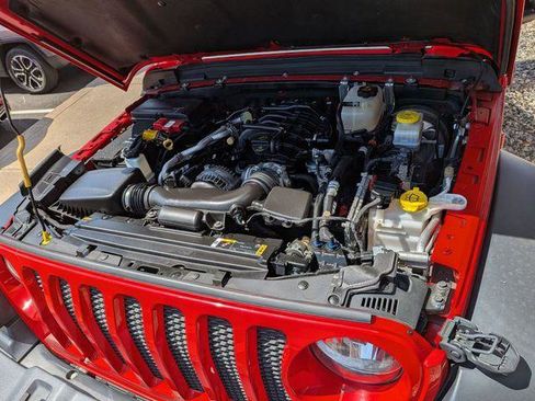 Certified 2022 Jeep Wrangler Unlimited Sport AWD/4WD image 27