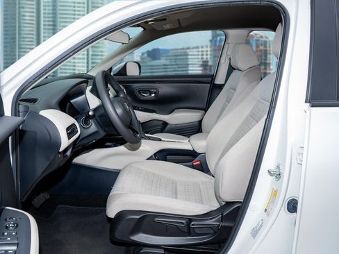 Certified 2023 Honda HR-V LX image 15