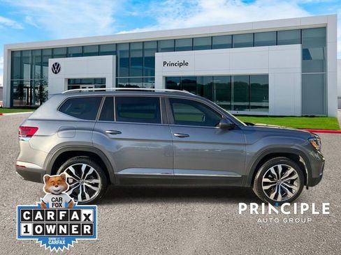 Certified 2022 Volkswagen Atlas SEL AWD/4WD image 5