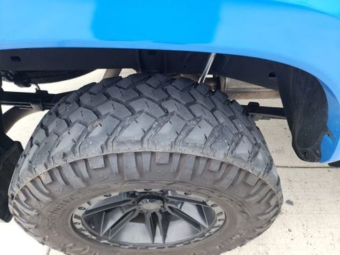 Used 2021 Toyota Tacoma TRD Sport image 13