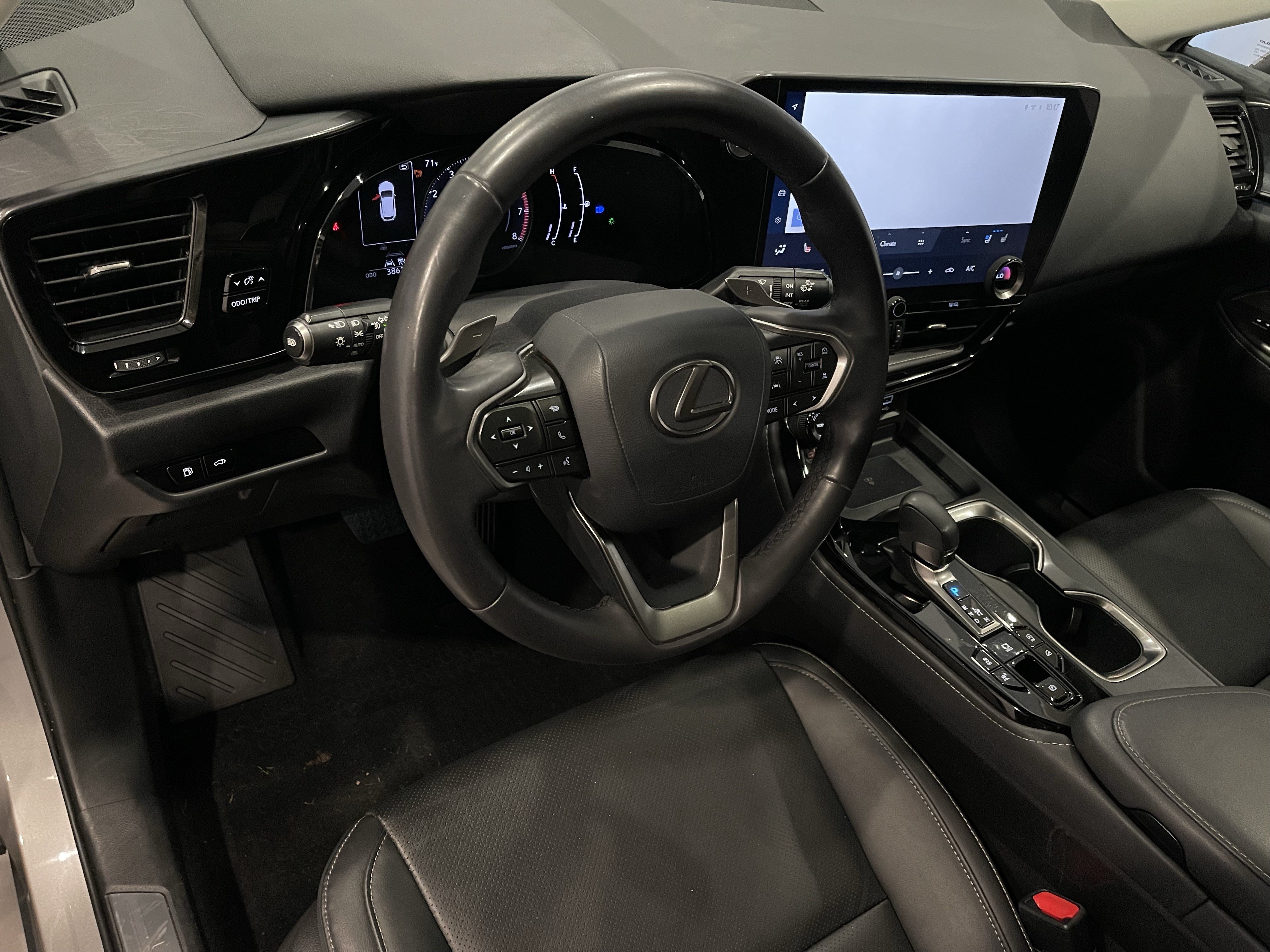 Used 2023 Lexus NX 350 AWD image 13