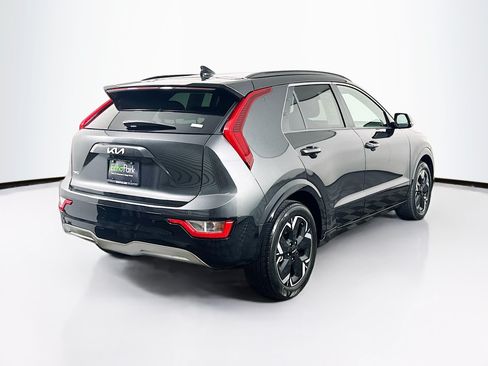 Used 2023 Kia Niro Wind w/ Wind Preserve Package FWD image 9