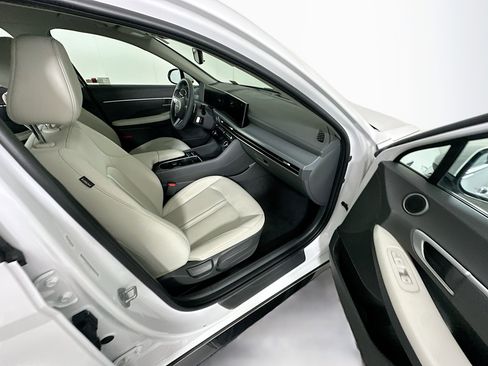 Used 2025 Hyundai Sonata SEL image 29