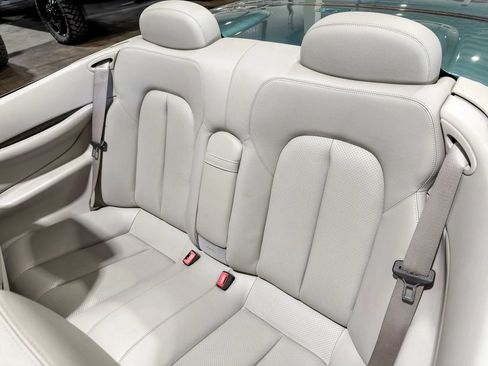 Used 1999 Mercedes-Benz CLK 320 Cabriolet image 6