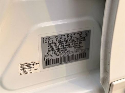 Used 2015 Nissan Sentra SR w/ Protection Package image 23