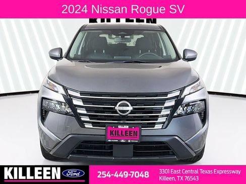 Used 2024 Nissan Rogue SV AWD/4WD image 2