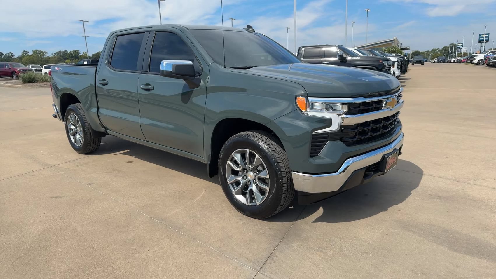 Used 2026 Chevrolet Silverado 1500 LT w/ All Star Edition Plus AWD/4WD image 3