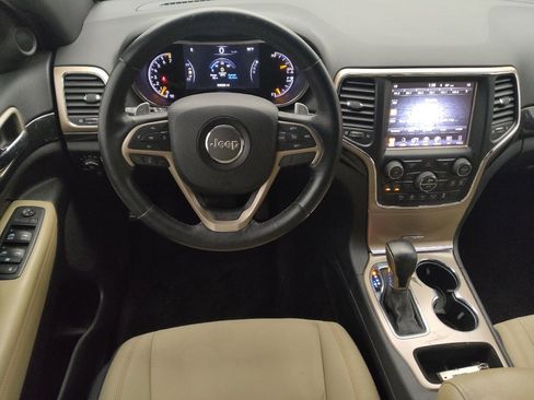 Used 2016 Jeep Grand Cherokee Laredo 75th Anniversary image 22