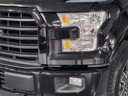Used 2016 Ford F150 XLT w/ Equipment Group 302A Luxury image 12