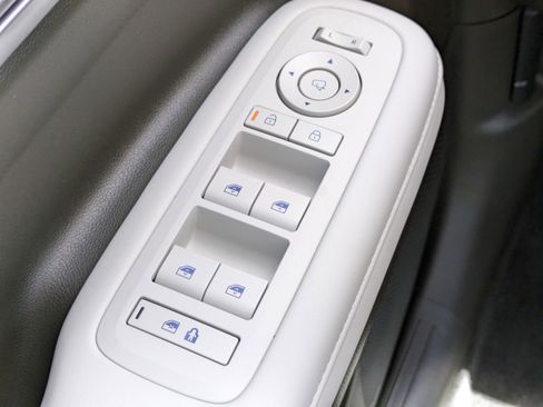 Used 2024 Hyundai Santa Fe Calligraphy image 26