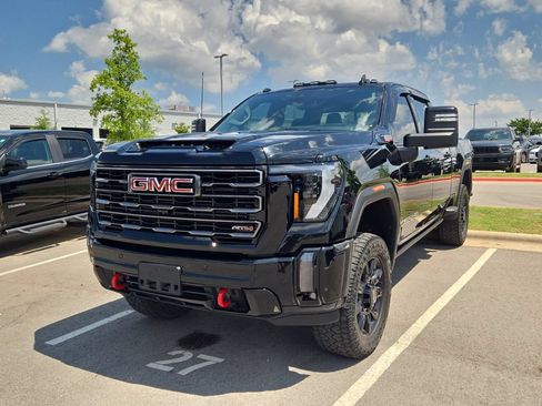 Used 2024 GMC Sierra 2500 AT4 w/ AT4 Premium Plus Package AWD/4WD image 1