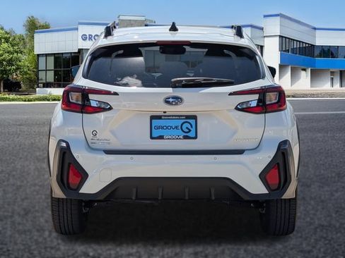Used 2025 Subaru Crosstrek 2.5i Limited AWD/4WD image 4