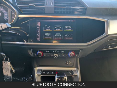 Used 2020 Audi Q3 2.0T Premium image 17