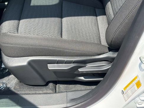 New 2026 Chevrolet Equinox LT FWD image 19