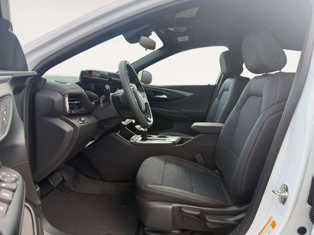 New 2026 Buick Envista Preferred FWD image 9