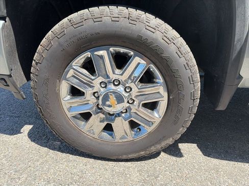 New 2026 Chevrolet Silverado 2500 High Country w/ High Country Premium Package image 8