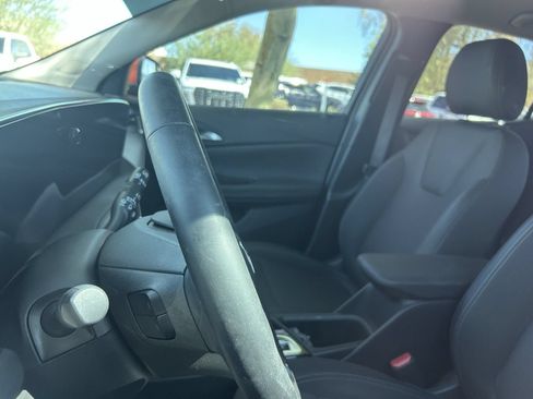 Used 2024 Buick Encore GX Preferred FWD image 10