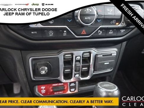 Used 2022 Jeep Gladiator Rubicon w/ Safety Group AWD/4WD image 26