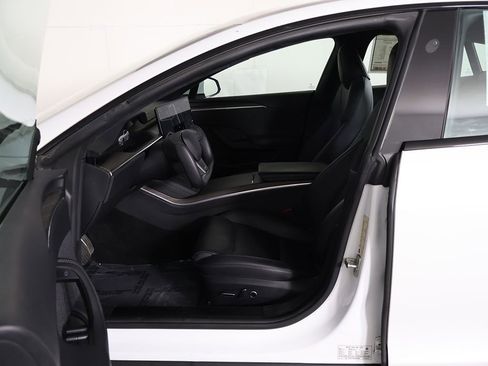 Used 2023 Tesla Model S AWD/4WD image 28