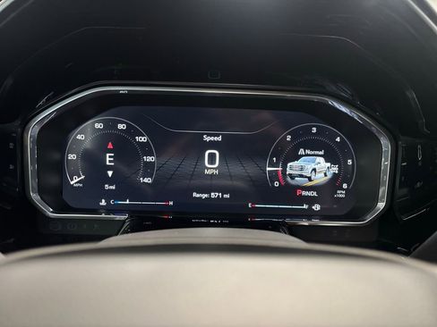 New 2026 GMC Sierra 1500 SLE w/ Preferred Package image 18