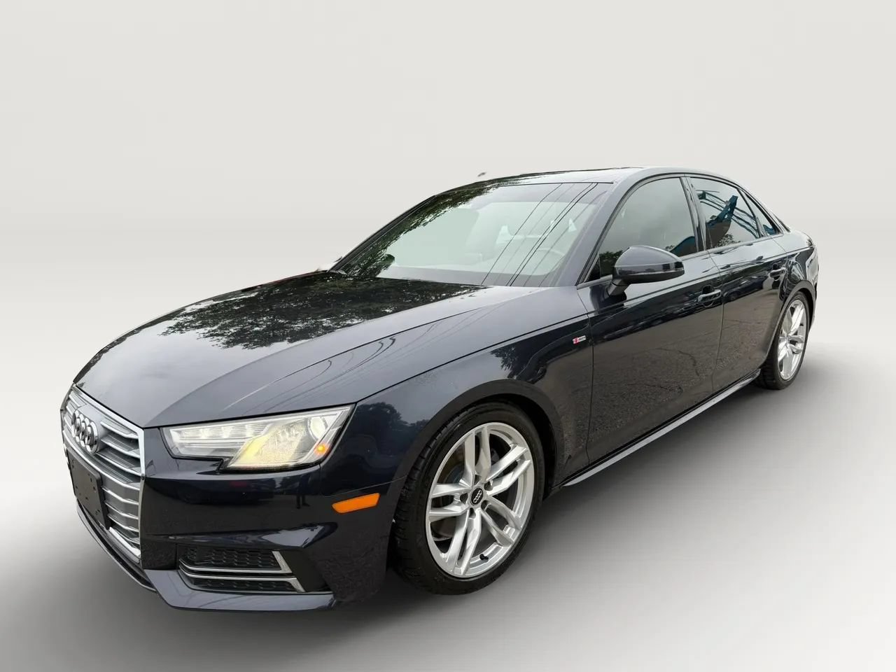 Used 2017 Audi A4 2.0T Ultra Premium w/ Convenience Package FWD image 7